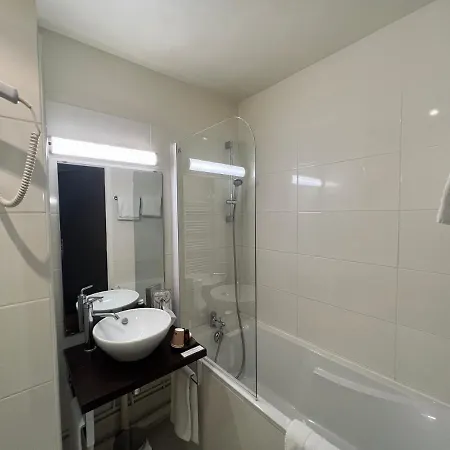 Le Pre Saint Germain 3*