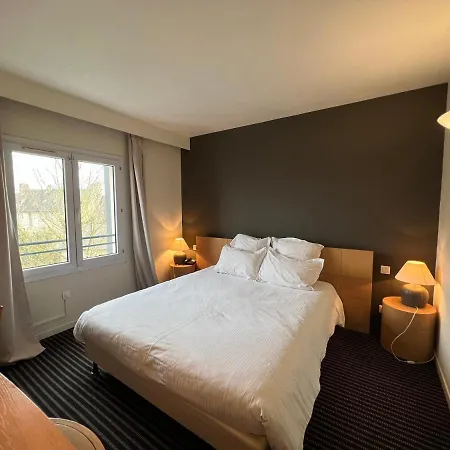 Le Pré Saint Germain 3*