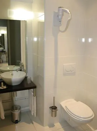 Le Pre Saint Germain 3* Лувье