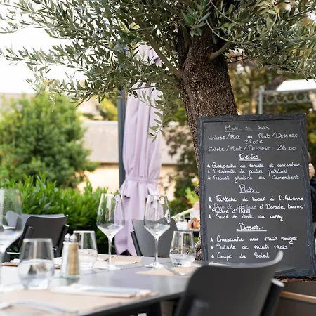 Отель Le Pre Saint Germain 3*