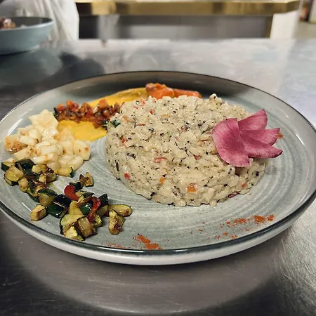 Le Pre Saint Germain Hotel 3*