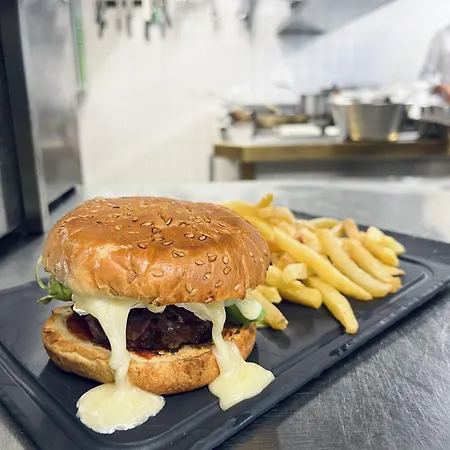 Le Pre Saint Germain 3*