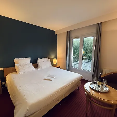 Le Pre Saint Germain Hotel