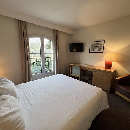Le Pré Saint Germain 3*