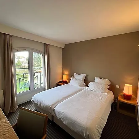 Szálloda Le Pre Saint Germain 3*