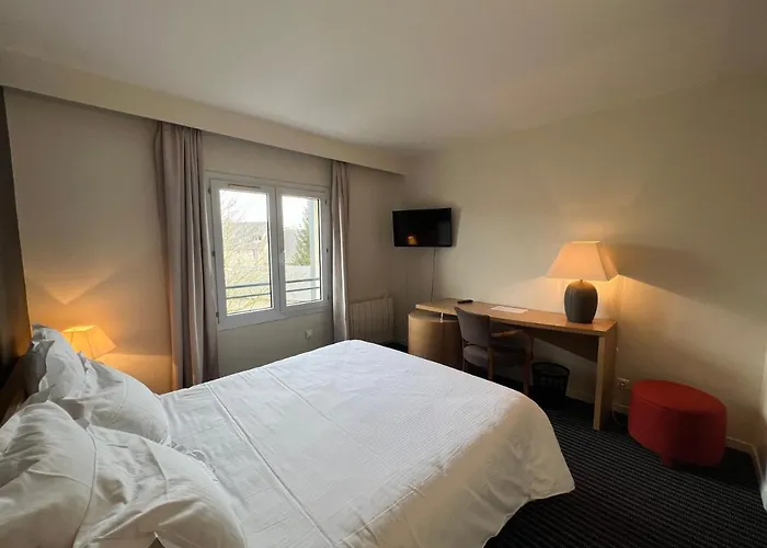 Le Pre Saint Germain Hotel 3*