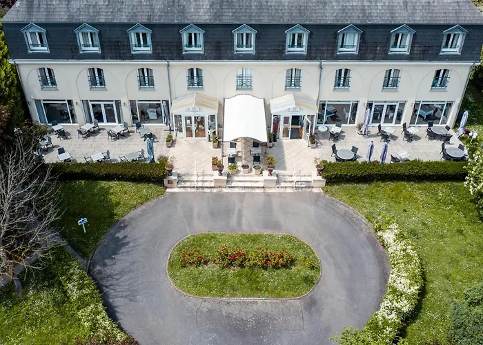 Le Pre Saint Germain Hotel Louviers