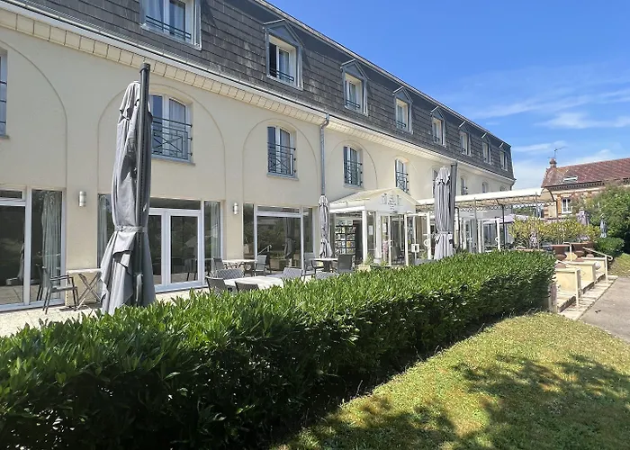 Le Pre Saint Germain 3*