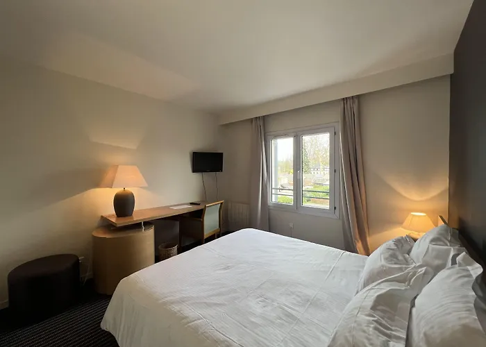 Le Pre Saint Germain Hotel 3*